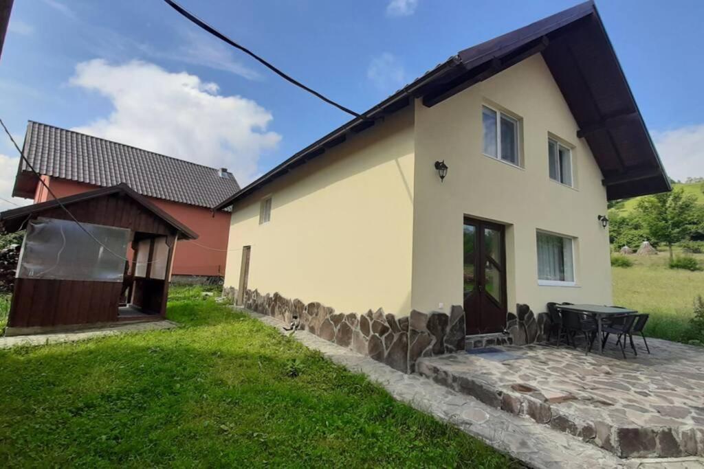 Casa In Curte La Zavate Villa Bran  Eksteriør bilde